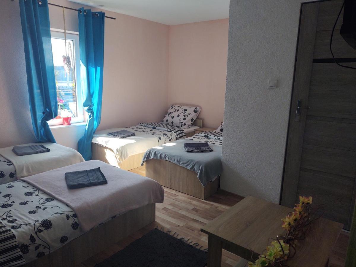 Villa Gosciniec Mariola à Człuchów Extérieur photo