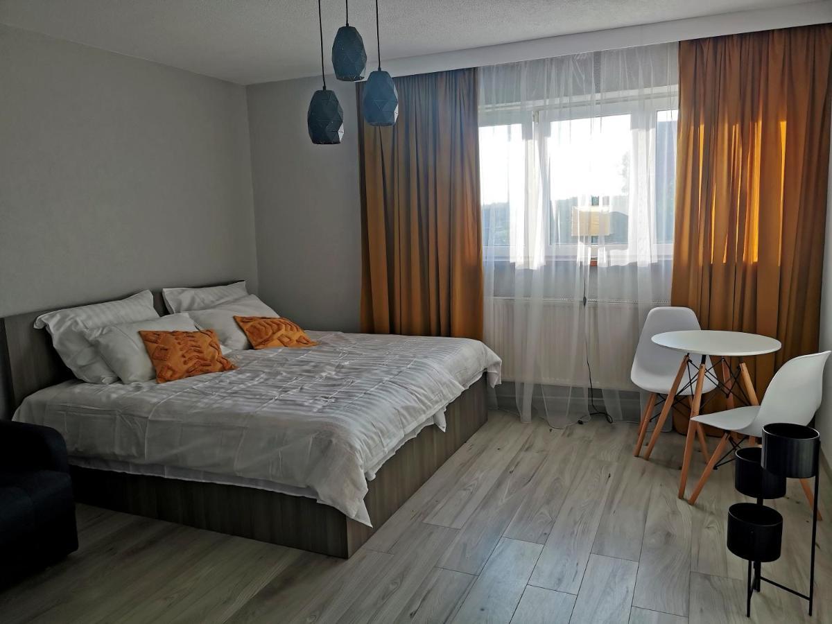 Villa Gosciniec Mariola à Człuchów Extérieur photo